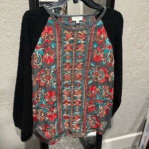 Umgee colorful embroidery top